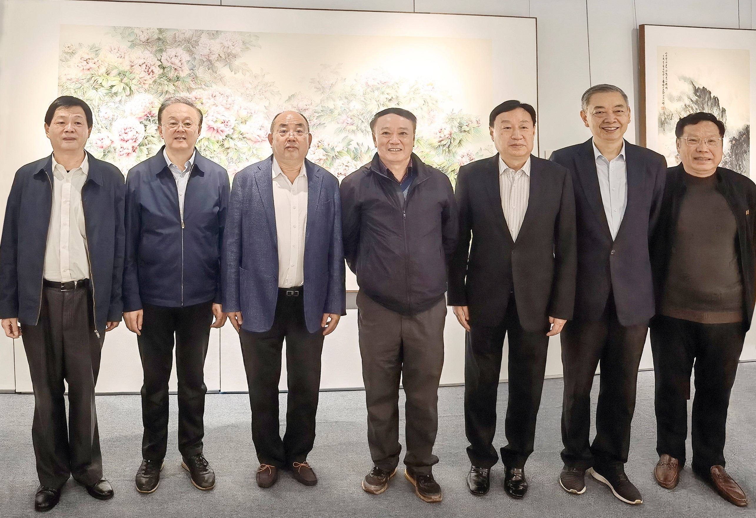 合影留念.jpg